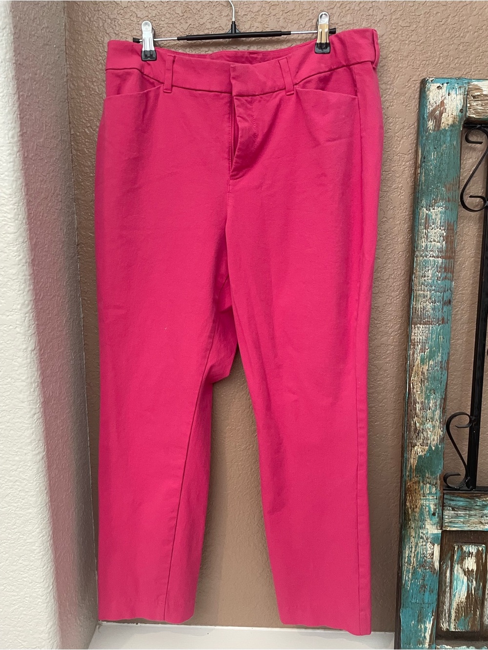 Old Navy Hot Pink Pixie Skinny Pants